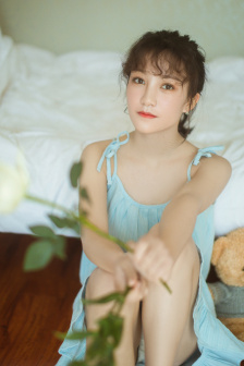 色噜噜巨乳欧美